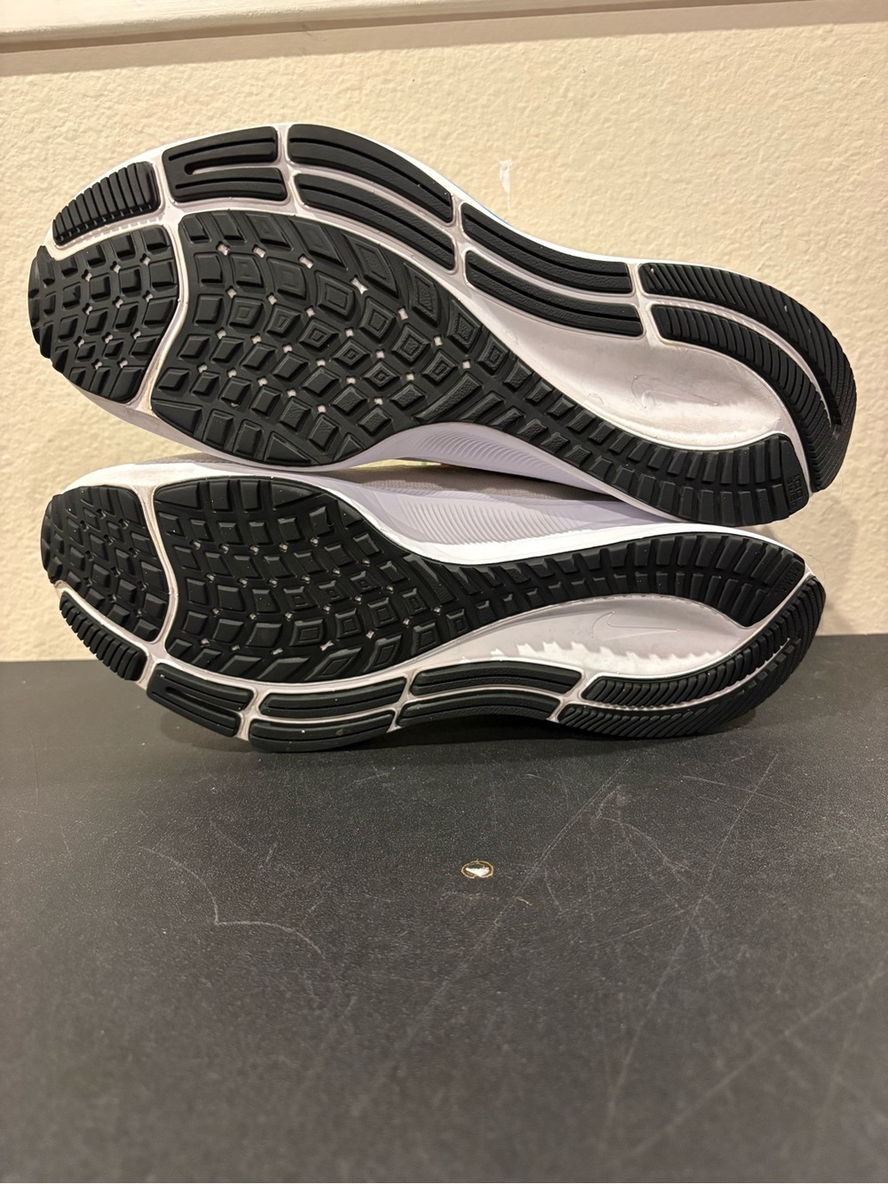 Nike Air Zoom Pegasus 37 PRM Running Shoes CQ9977-100 Women’s Size 7.5 - Picture 8 of 9